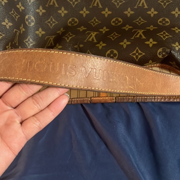 Louis Vuitton Gracefull MM - Picture 2 of 11